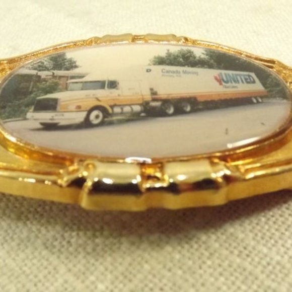Vintage United Van Lines Brass Trucker Belt Buckle - Picture 4 of 8